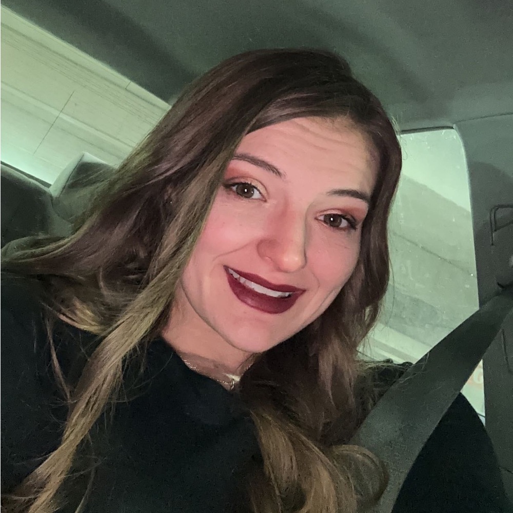 Meet your Posher, Mady